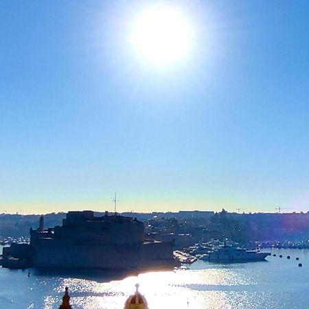 Tide 21 Savynomad Harbour Residences Valletta Bagian luar foto