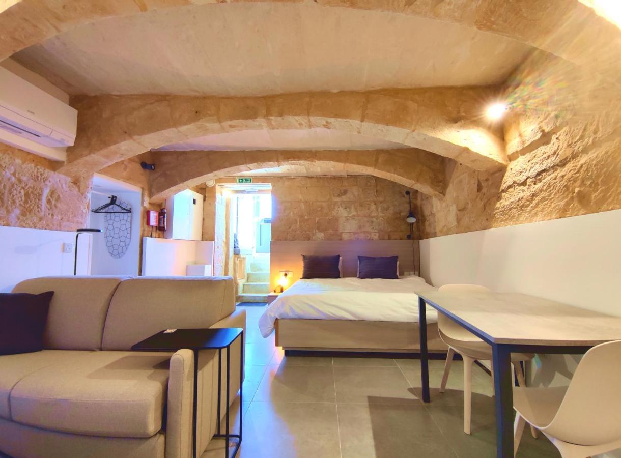 Tide 21 Savynomad Harbour Residences Valletta Bagian luar foto